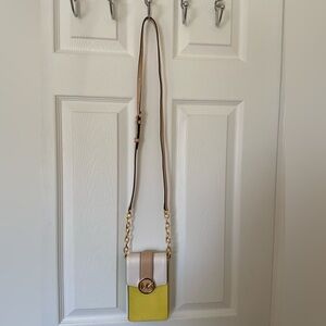 MICHAEL KORS
Carmen Small Color-Block Faux Leather Phone Crossbody Bag